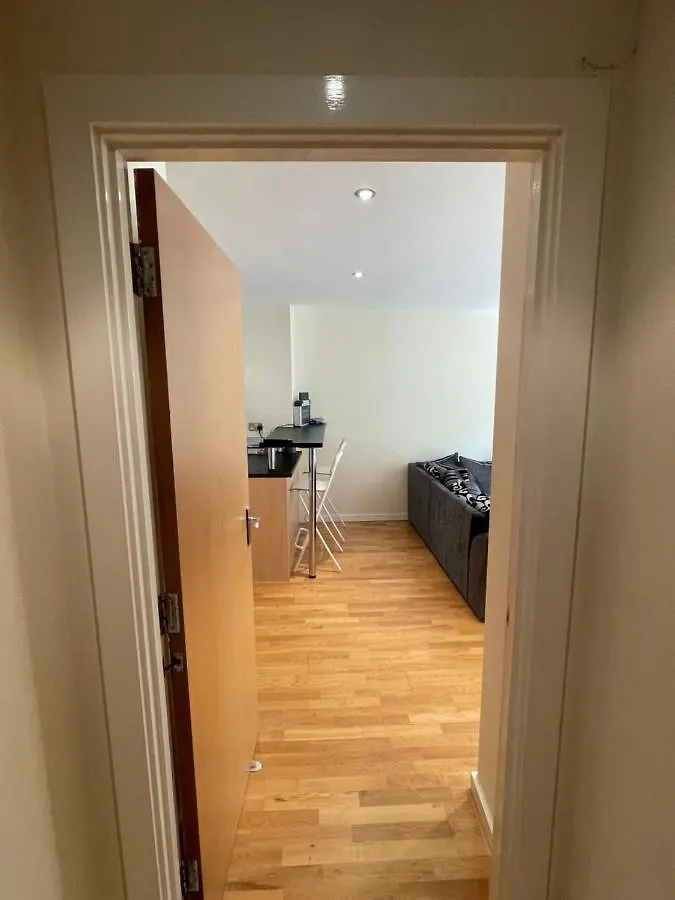 2 Bedroom Apartment In Leeds City Centre